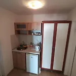 Guest house Polikseni 3*