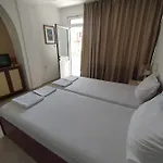 Polikseni Guest house