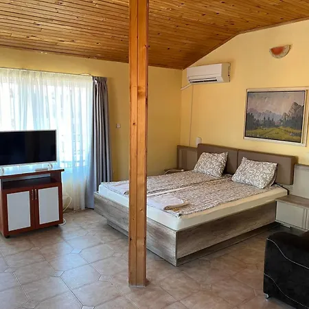 Polikseni Szozopol