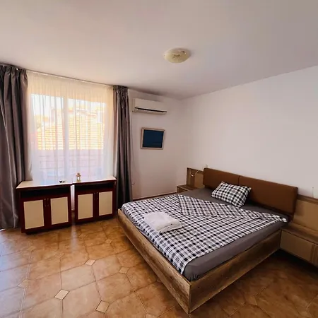 Pensión Polikseni Sozopol